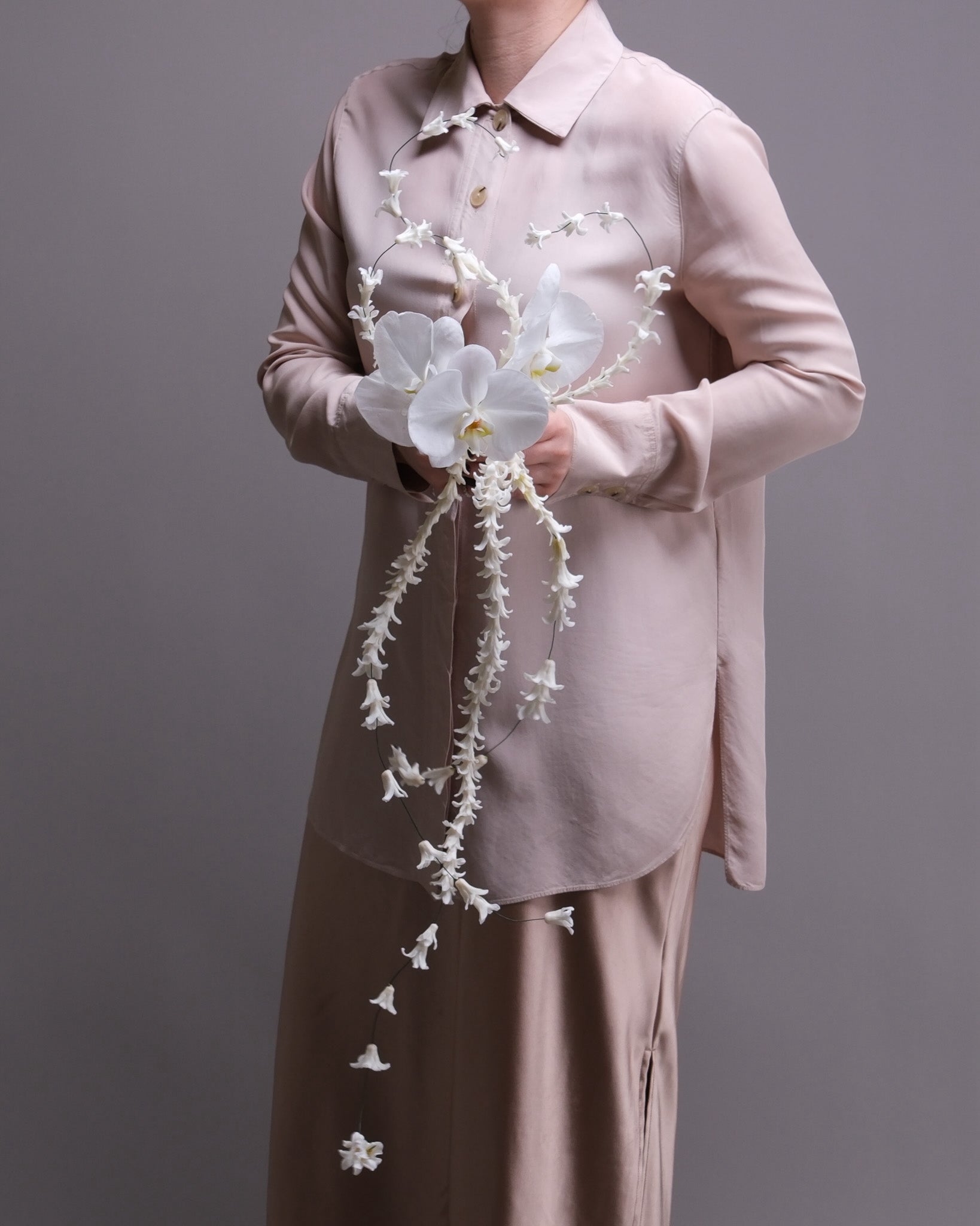 The White Orbit Bouquet & Boutonniere