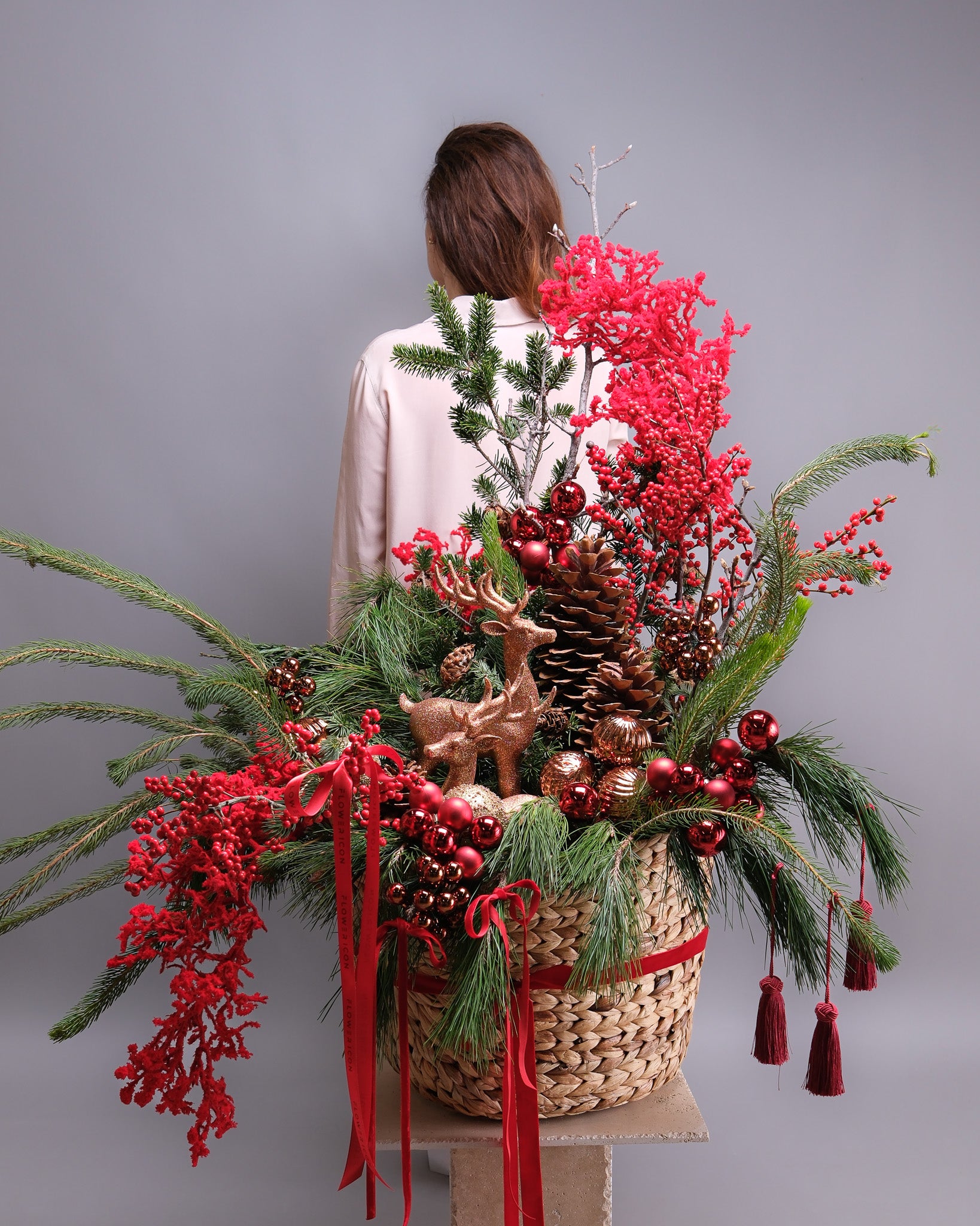 XXL Christmas Basket Arrangement