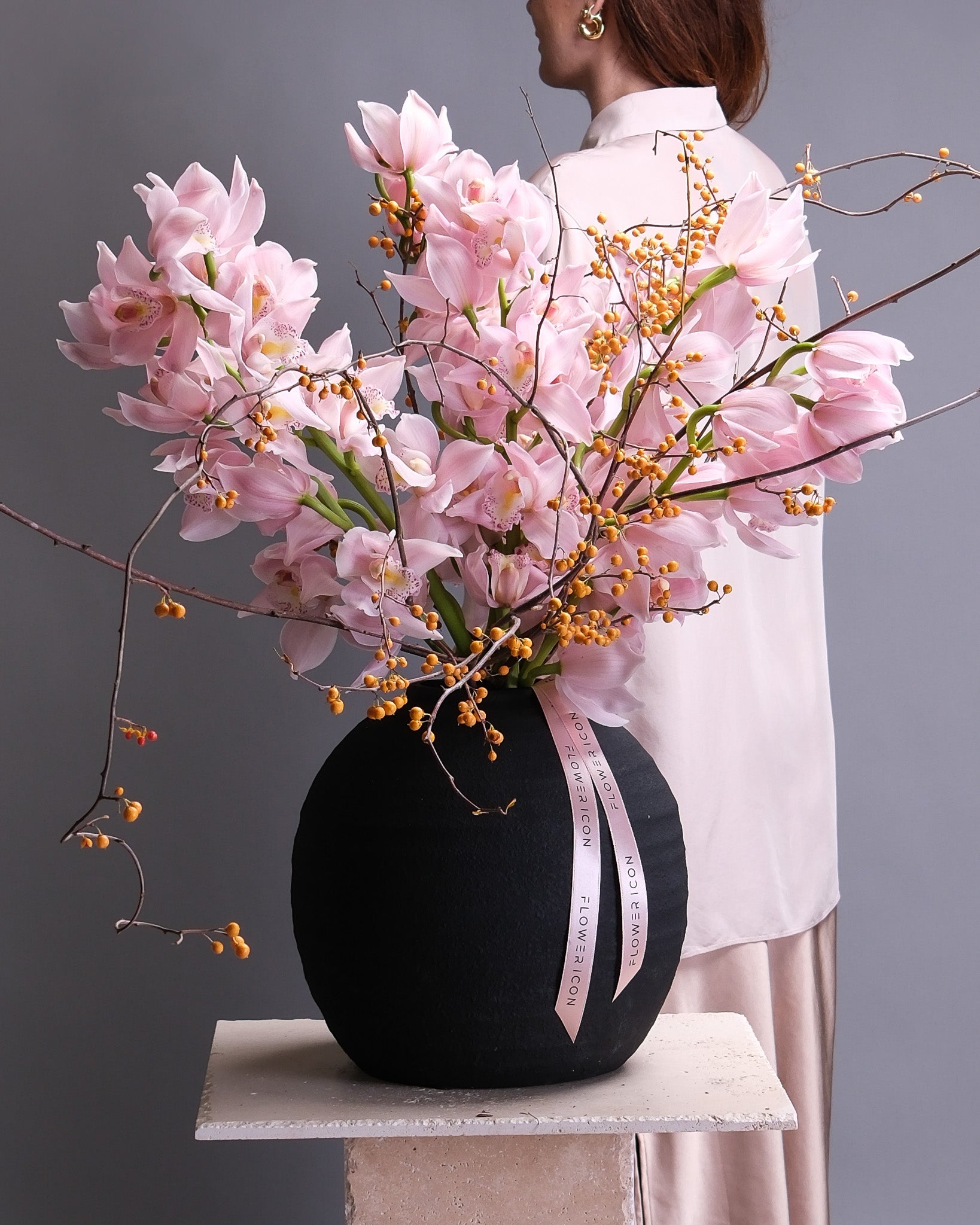 Vase for flowers| Same-day flower delivery SF| Flower Icon