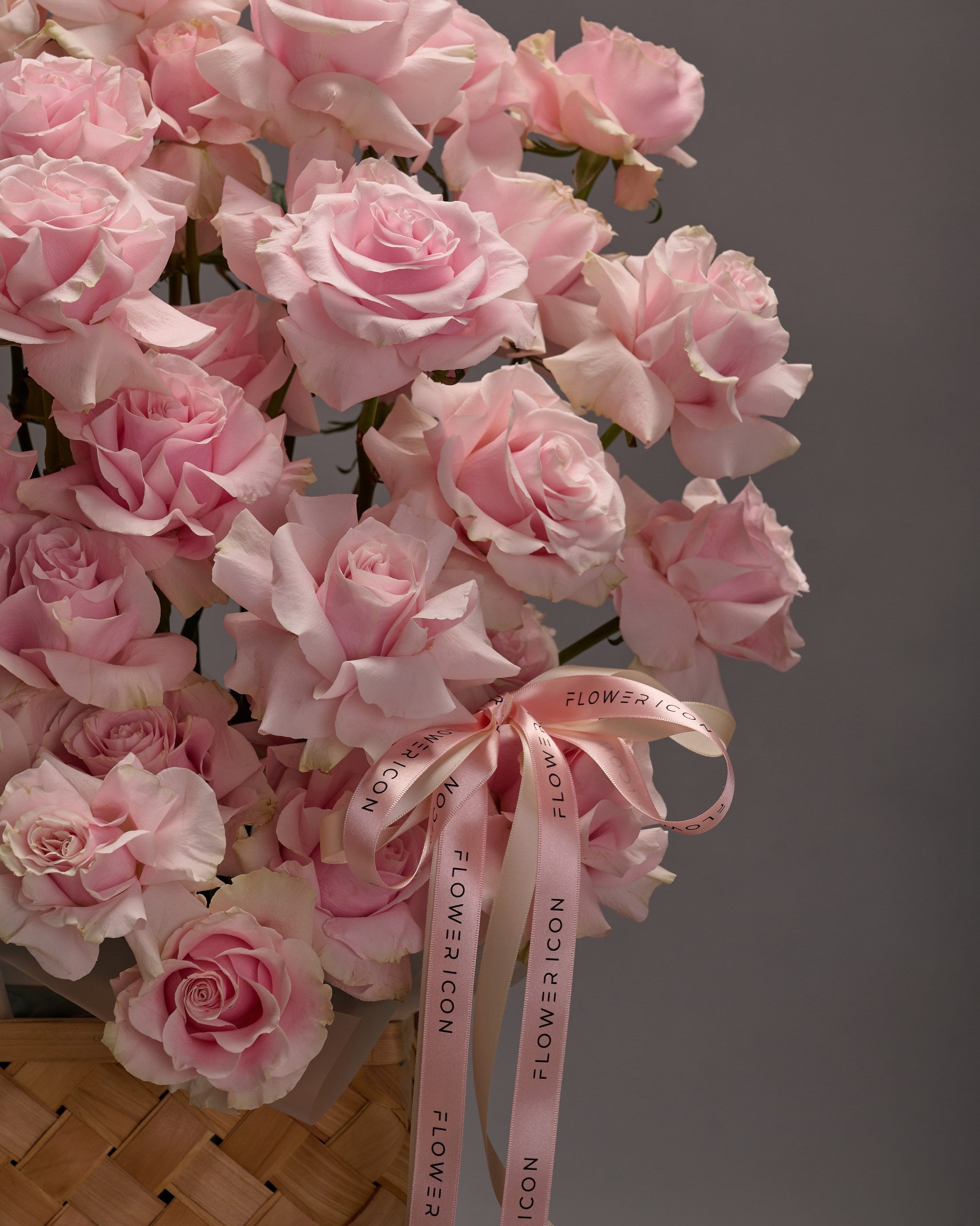 Iconic French Roses: Petit Basket - Flower Icon