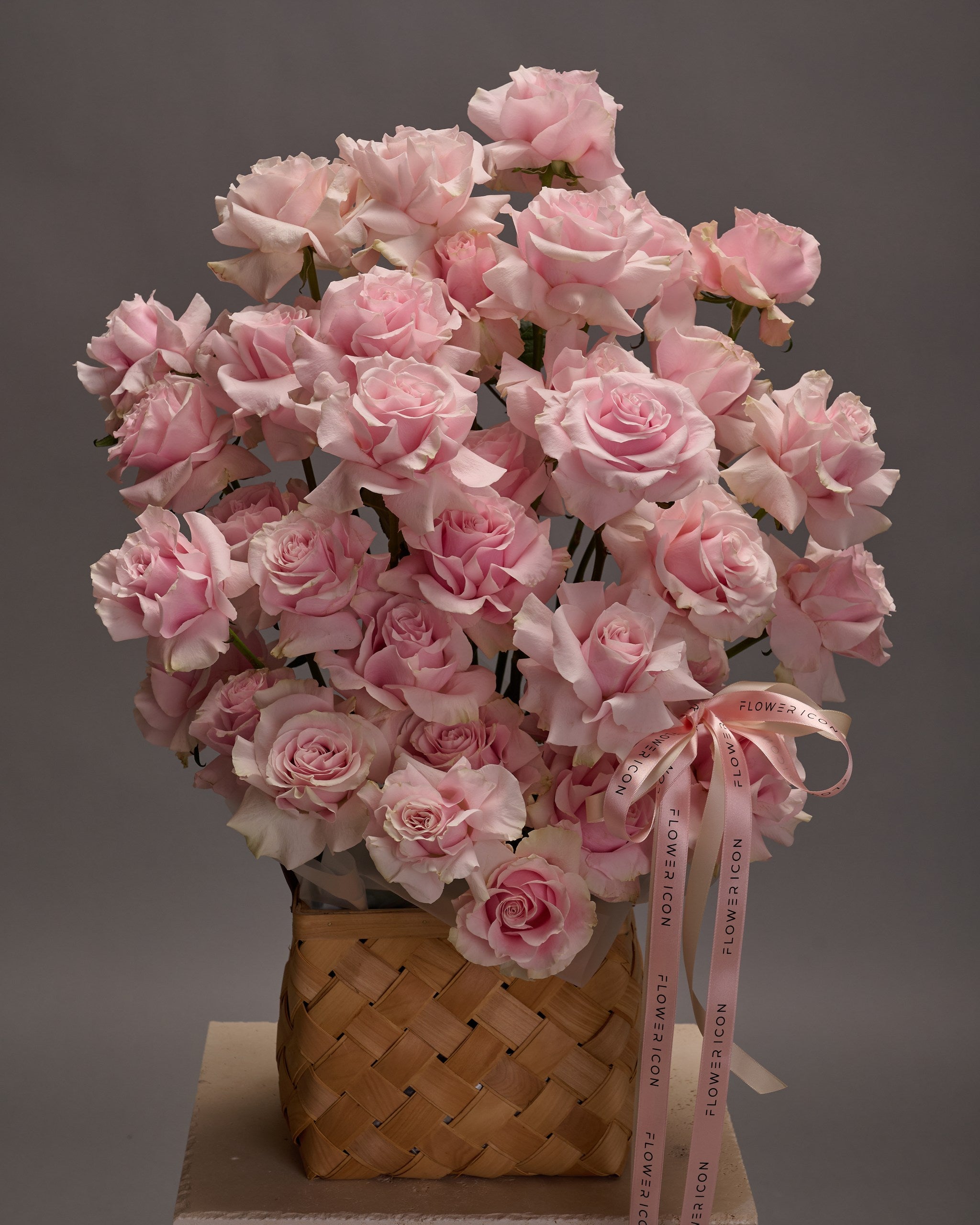 Iconic French Roses: Petit Basket - Flower Icon