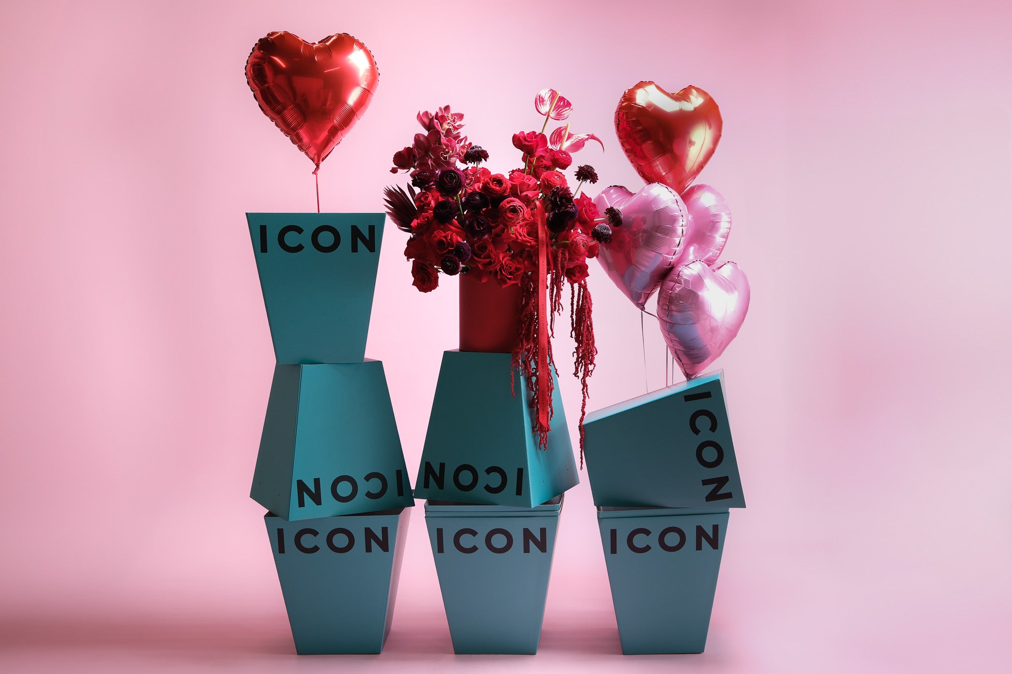 Flower Icon Box, red flowers and heart balloons