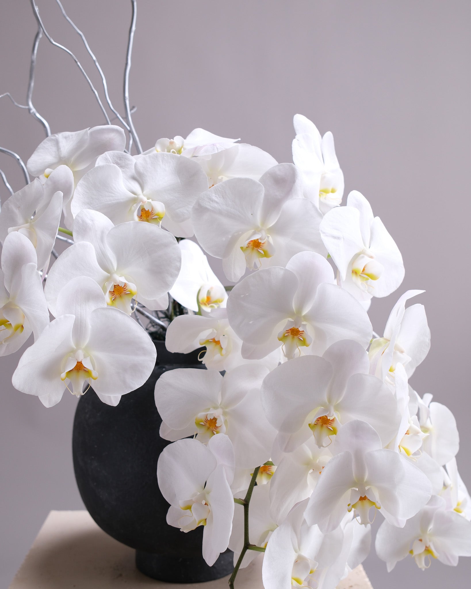 Pure Form Flower Arrangement
